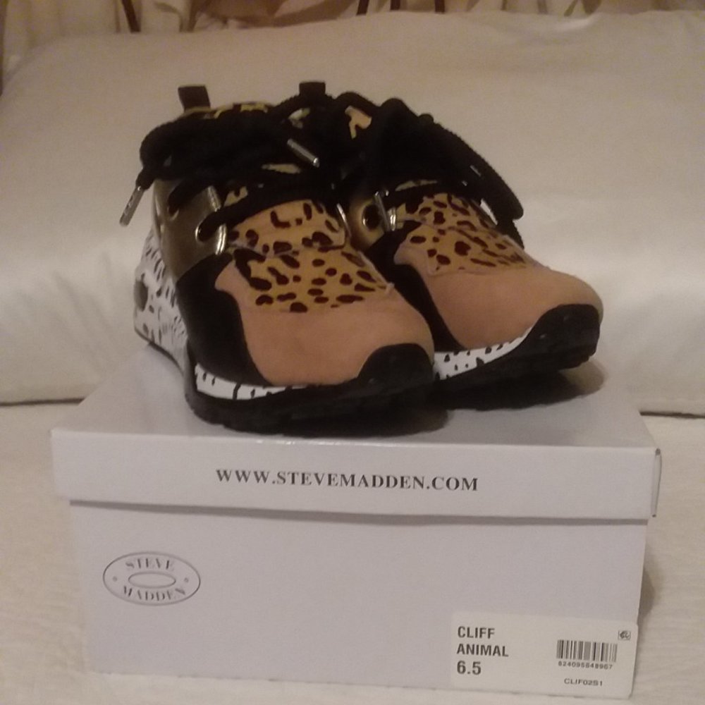 STEVE MADDEN ANIMAL 'CLIFF' Sneaker women's 6.5NEW